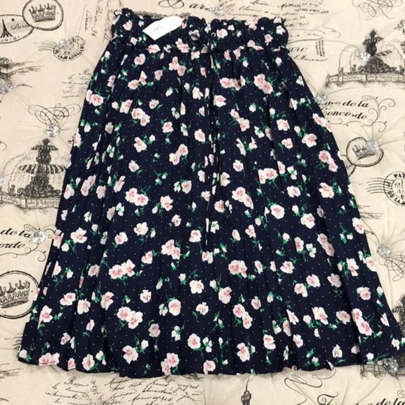 Maison Jules Floral-Print Pleated Midi Skirt - Picture 2 of 7